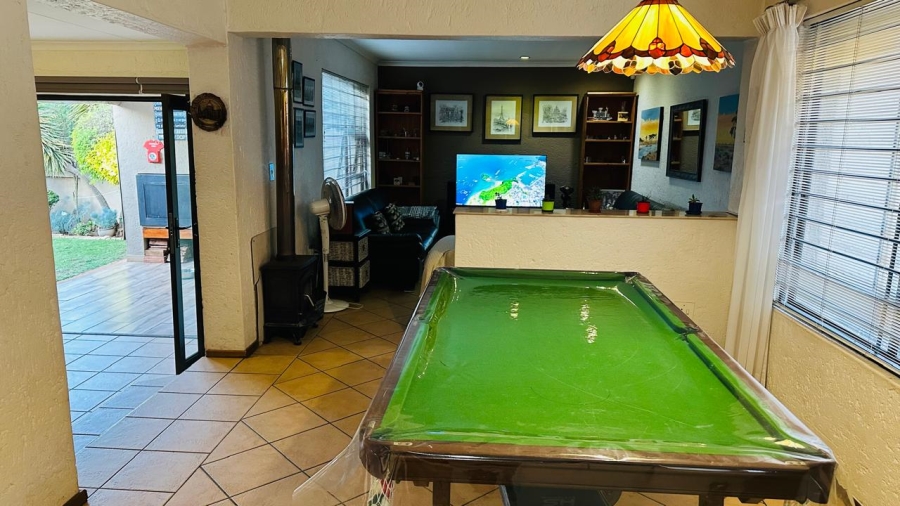 3 Bedroom Property for Sale in Bergbron Gauteng