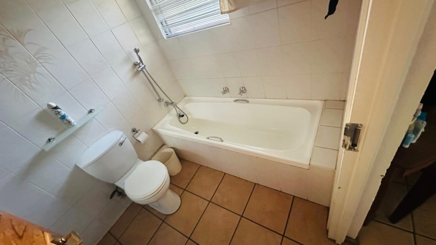 3 Bedroom Property for Sale in Bergbron Gauteng