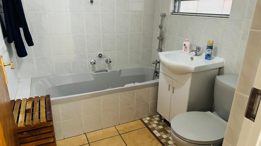 3 Bedroom Property for Sale in Bergbron Gauteng