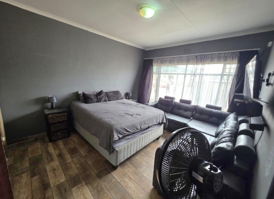4 Bedroom Property for Sale in Krugersdorp West Gauteng