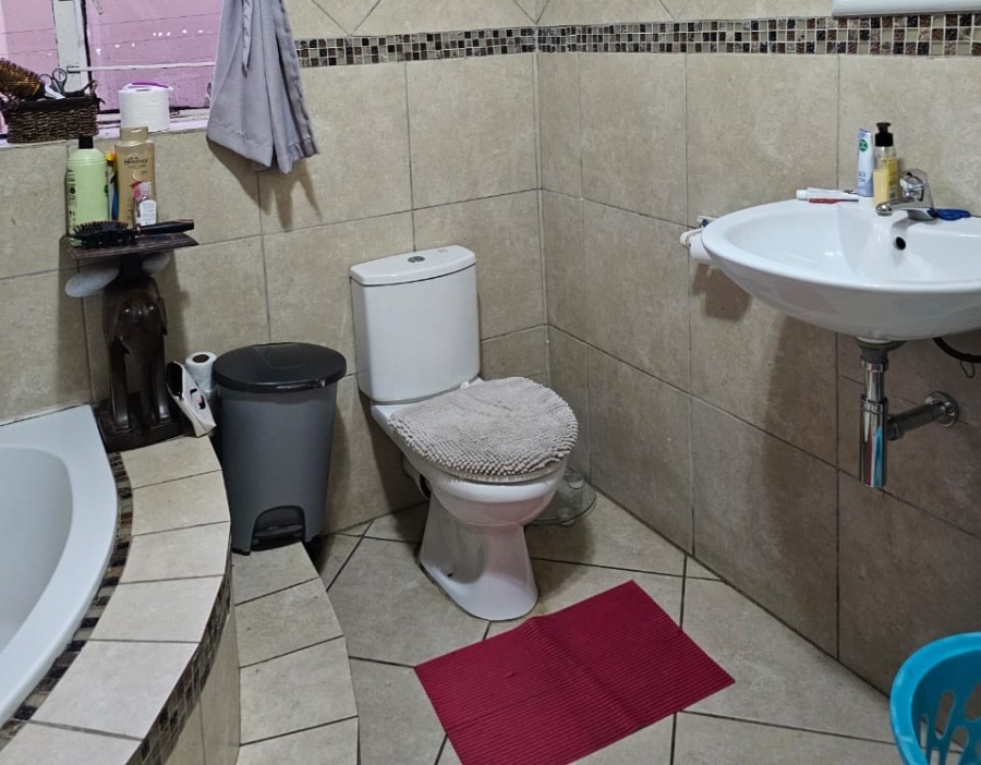 4 Bedroom Property for Sale in Krugersdorp West Gauteng