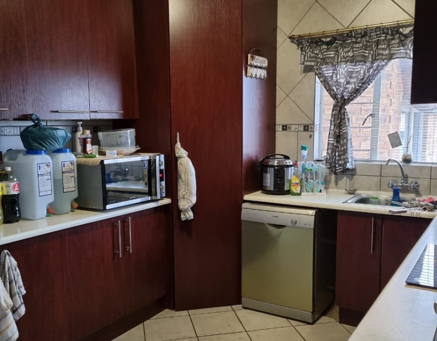 4 Bedroom Property for Sale in Krugersdorp West Gauteng