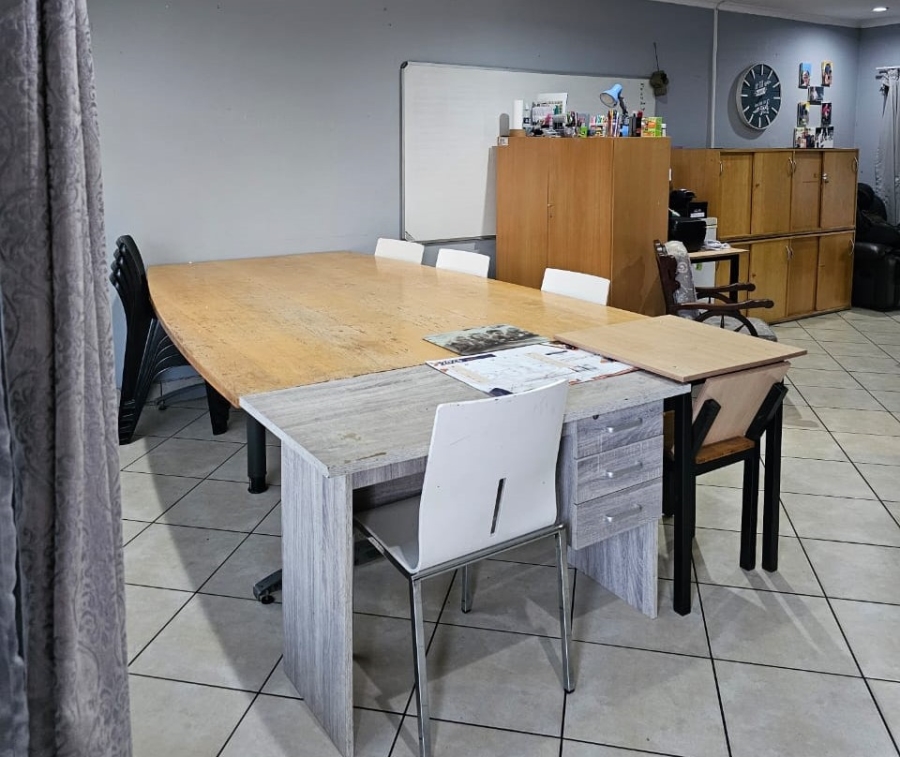 4 Bedroom Property for Sale in Krugersdorp West Gauteng