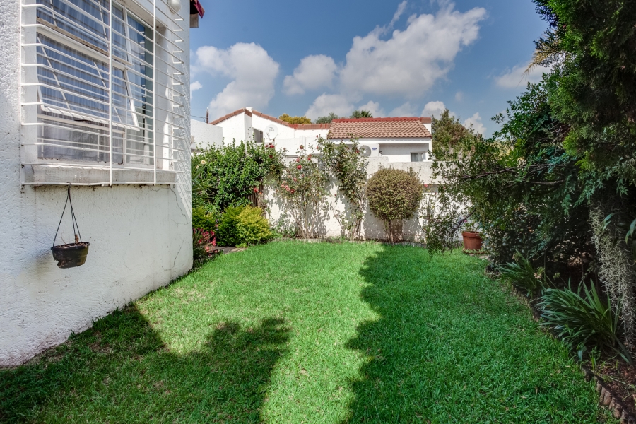 To Let 3 Bedroom Property for Rent in Sunninghill Gauteng