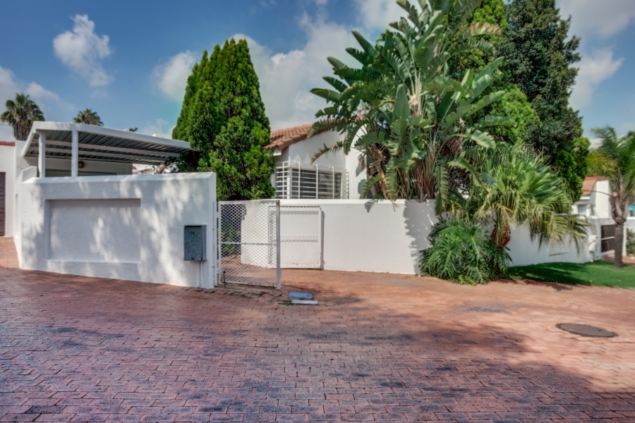 To Let 3 Bedroom Property for Rent in Sunninghill Gauteng