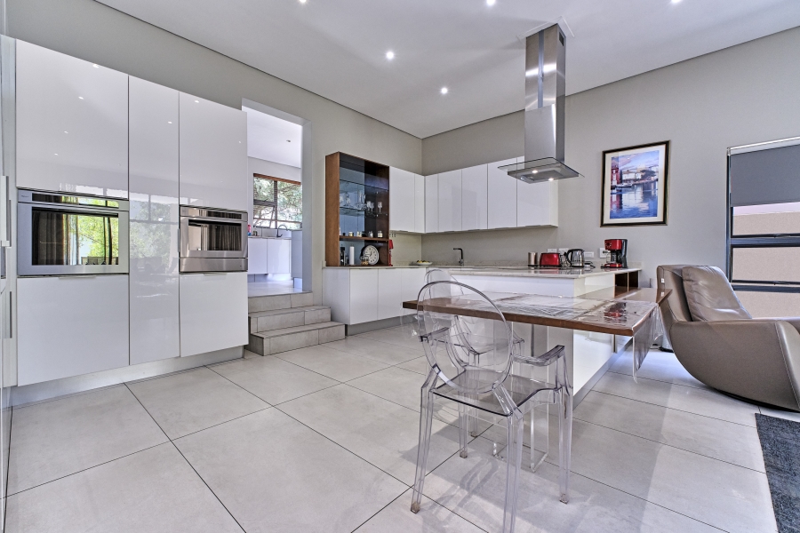 4 Bedroom Property for Sale in Waterfall Country Village Gauteng