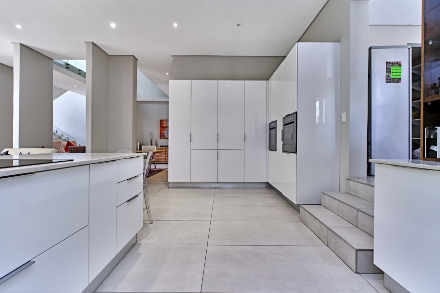 4 Bedroom Property for Sale in Waterfall Country Village Gauteng