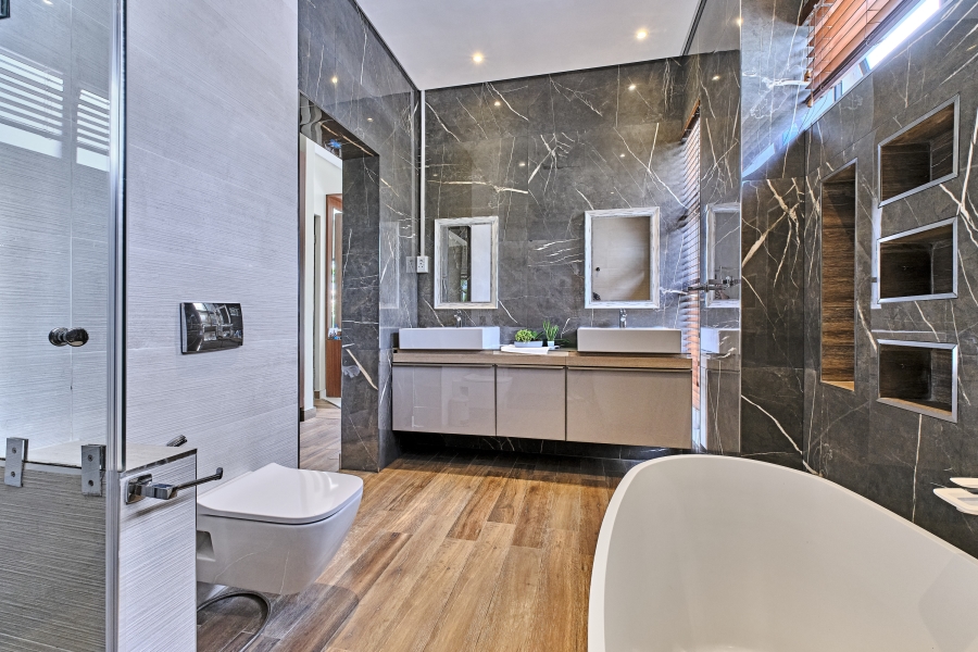 4 Bedroom Property for Sale in Waterfall Country Village Gauteng