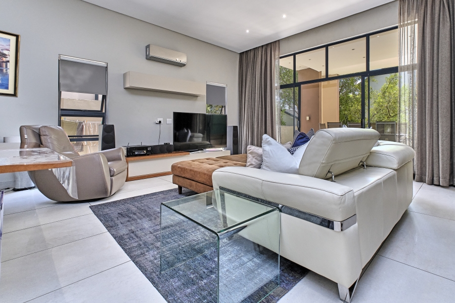4 Bedroom Property for Sale in Waterfall Country Village Gauteng