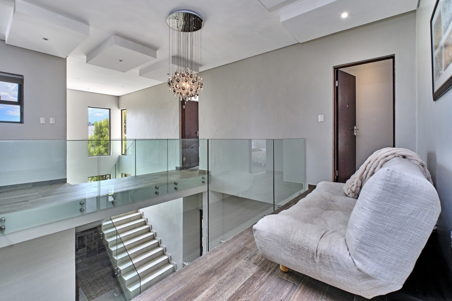 4 Bedroom Property for Sale in Waterfall Country Village Gauteng