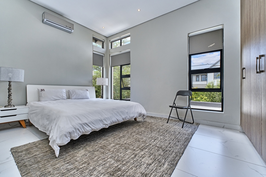 4 Bedroom Property for Sale in Waterfall Country Village Gauteng