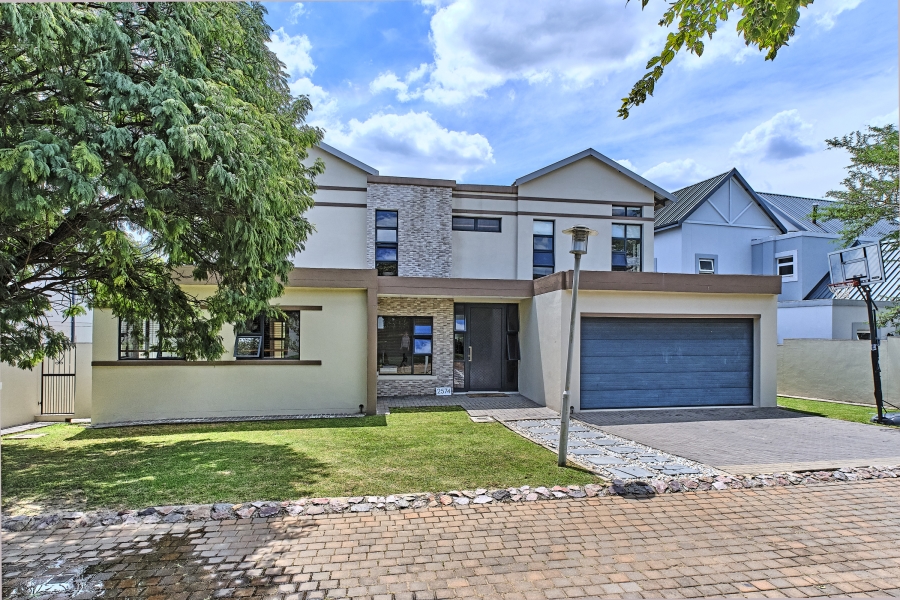 4 Bedroom Property for Sale in Waterfall Country Village Gauteng