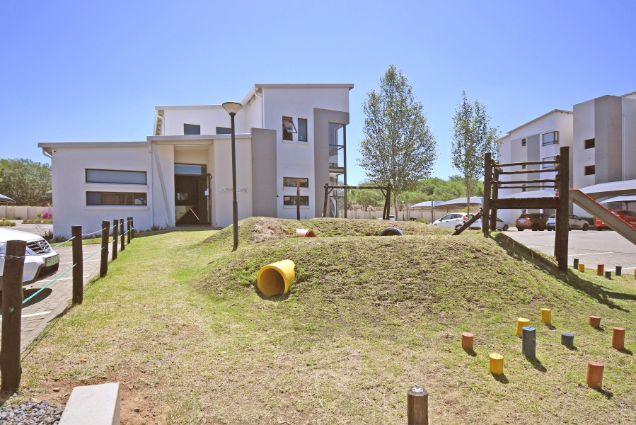 To Let 2 Bedroom Property for Rent in Broadacres Gauteng