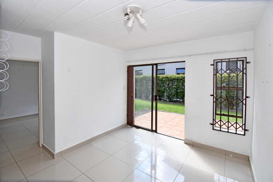 1 Bedroom Property for Sale in Morningside Gauteng