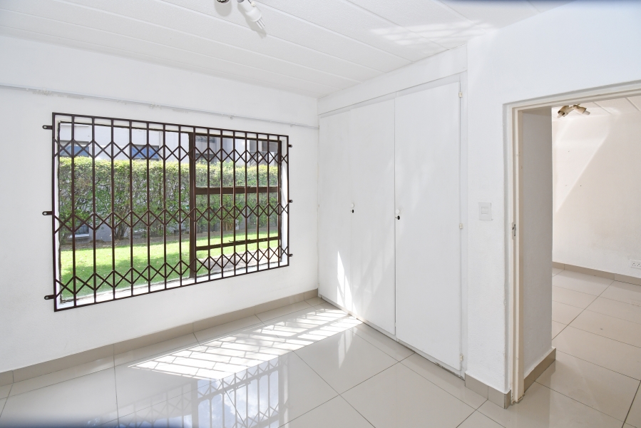 1 Bedroom Property for Sale in Morningside Gauteng
