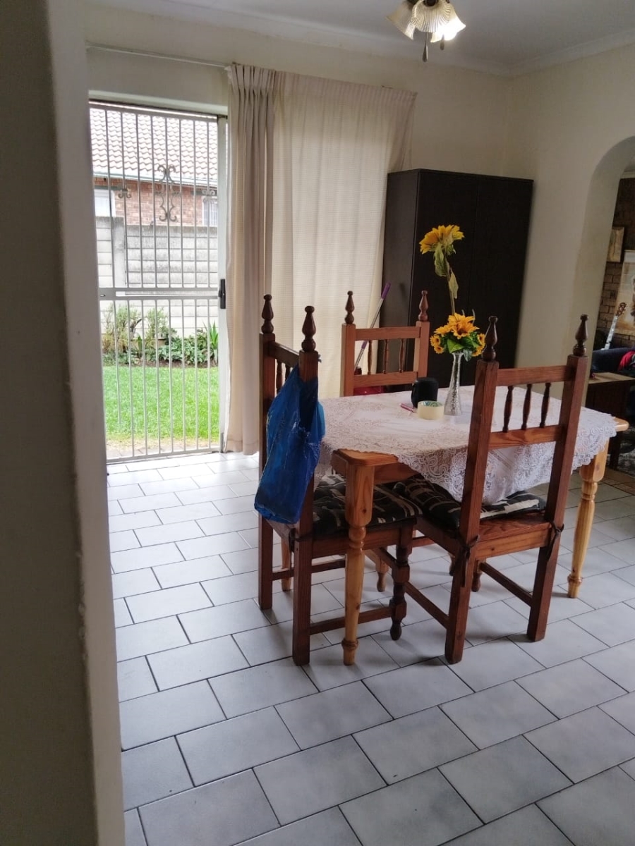 2 Bedroom Property for Sale in Birchleigh Gauteng