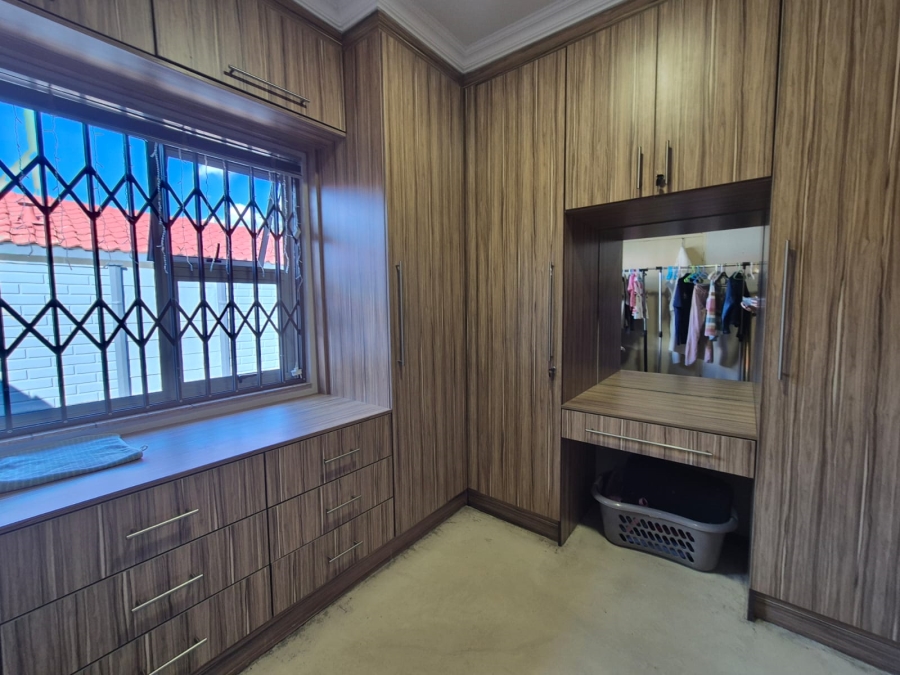 4 Bedroom Property for Sale in Vanderbijlpark SE 1 Gauteng