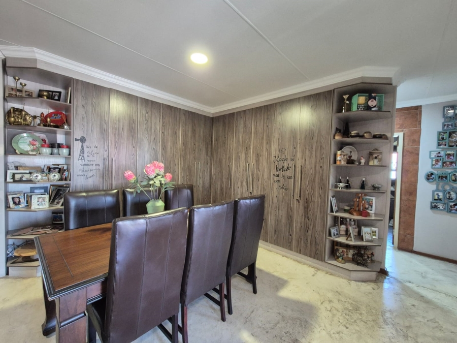 4 Bedroom Property for Sale in Vanderbijlpark SE 1 Gauteng