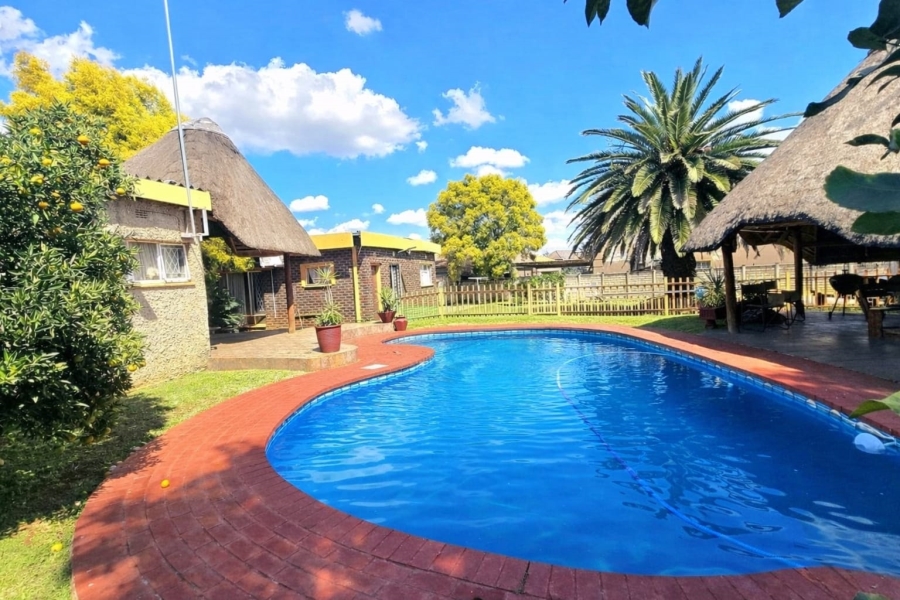 3 Bedroom Property for Sale in Vanderbijlpark SE 2 Gauteng