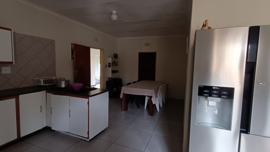 4 Bedroom Property for Sale in Vanderbijlpark SE 7 Gauteng
