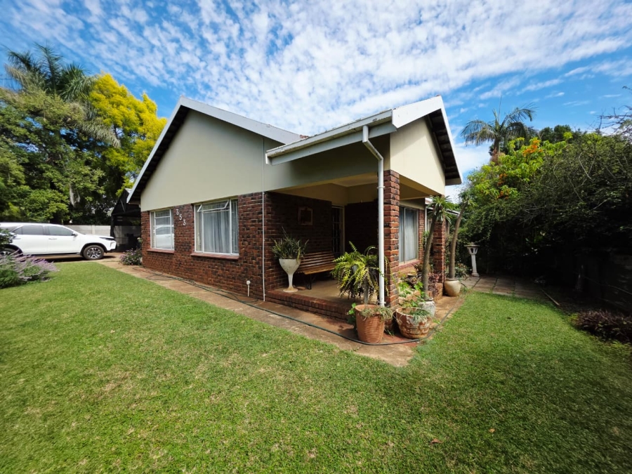 3 Bedroom Property for Sale in Sinoville Gauteng