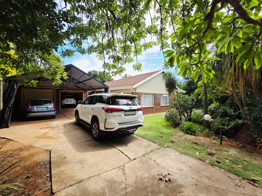 3 Bedroom Property for Sale in Sinoville Gauteng