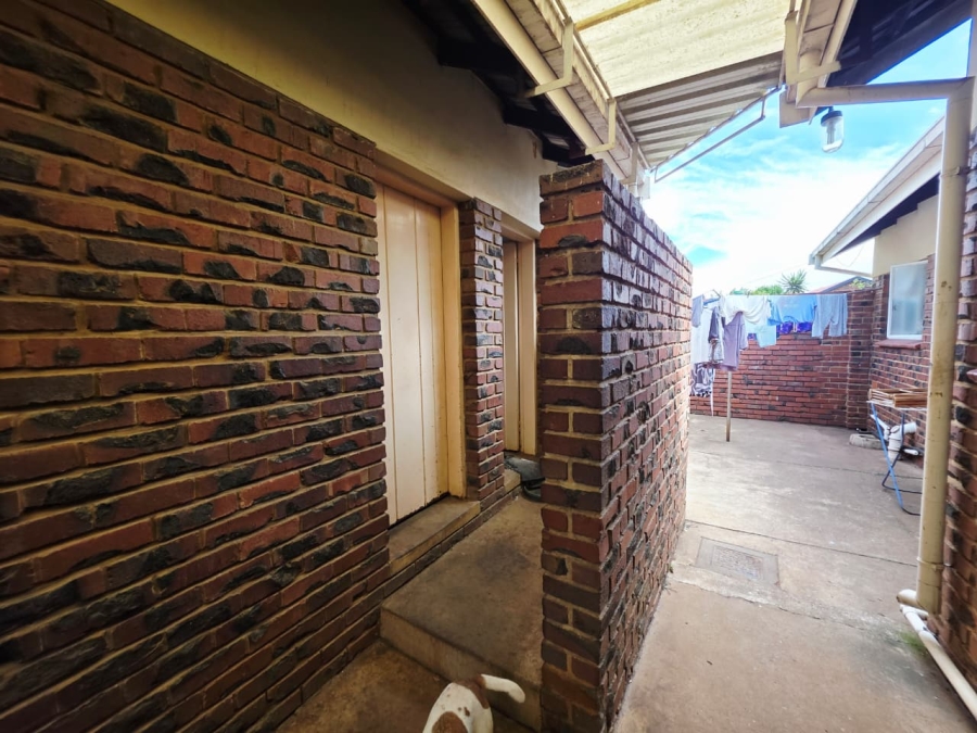 3 Bedroom Property for Sale in Sinoville Gauteng