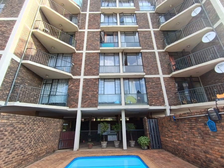 2 Bedroom Property for Sale in Villieria Gauteng