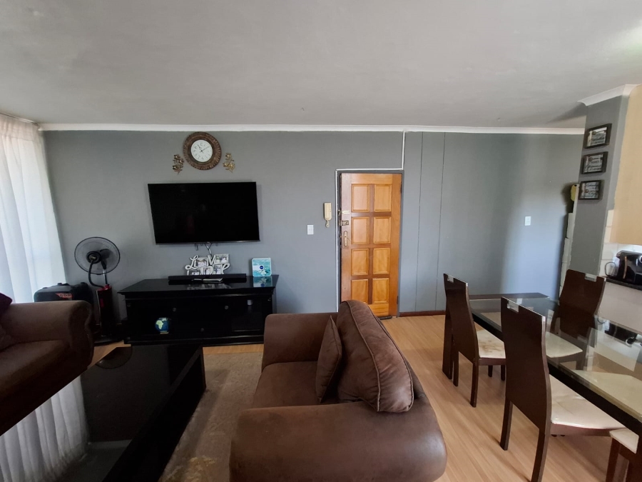 2 Bedroom Property for Sale in Villieria Gauteng