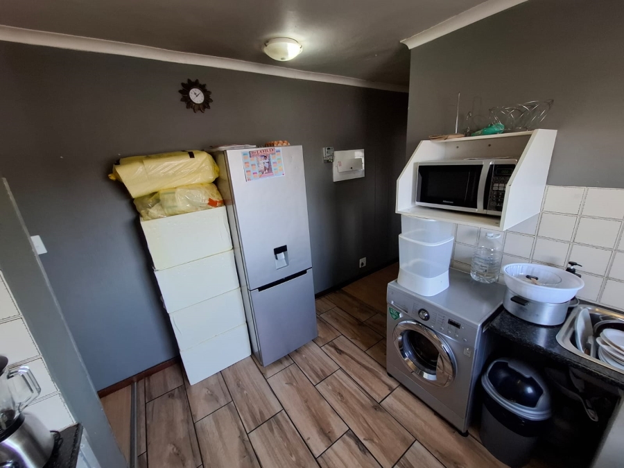 2 Bedroom Property for Sale in Villieria Gauteng