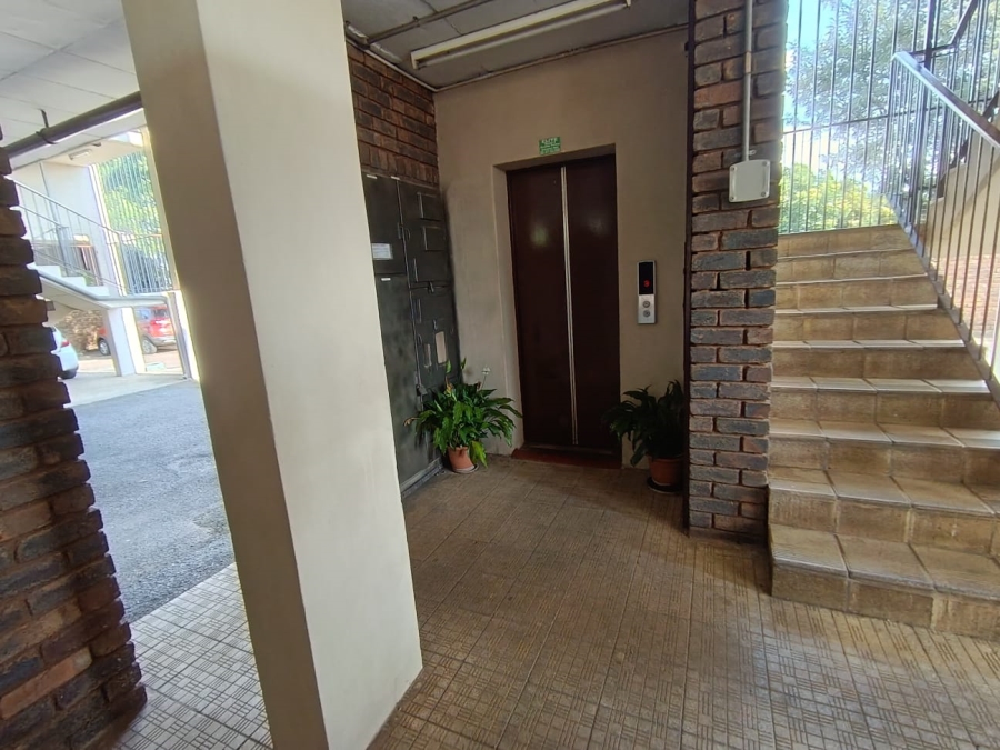 2 Bedroom Property for Sale in Villieria Gauteng