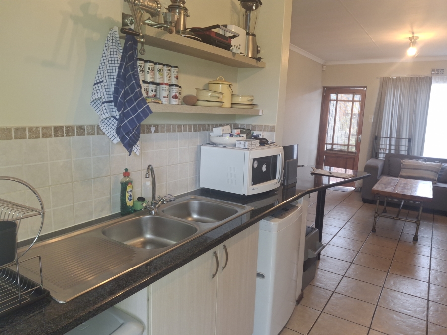 2 Bedroom Property for Sale in Brentwood Gauteng
