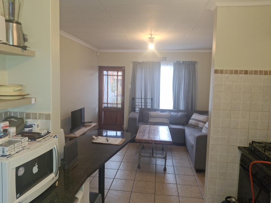 2 Bedroom Property for Sale in Brentwood Gauteng