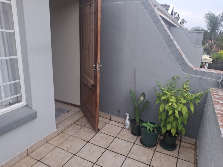 2 Bedroom Property for Sale in Brentwood Gauteng