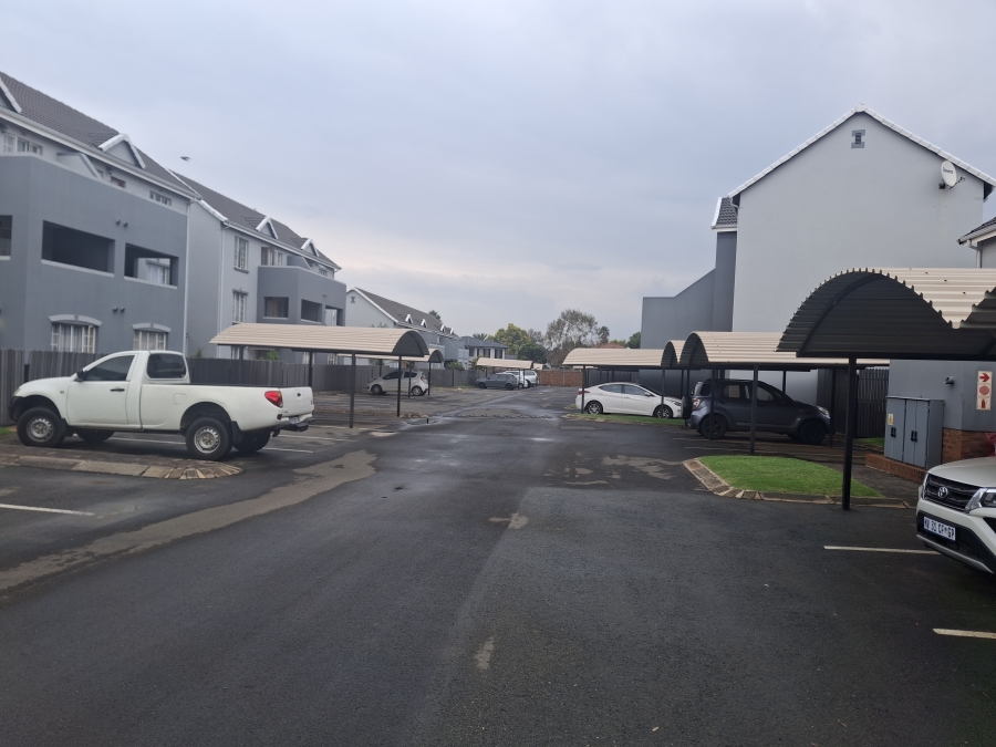 2 Bedroom Property for Sale in Brentwood Gauteng