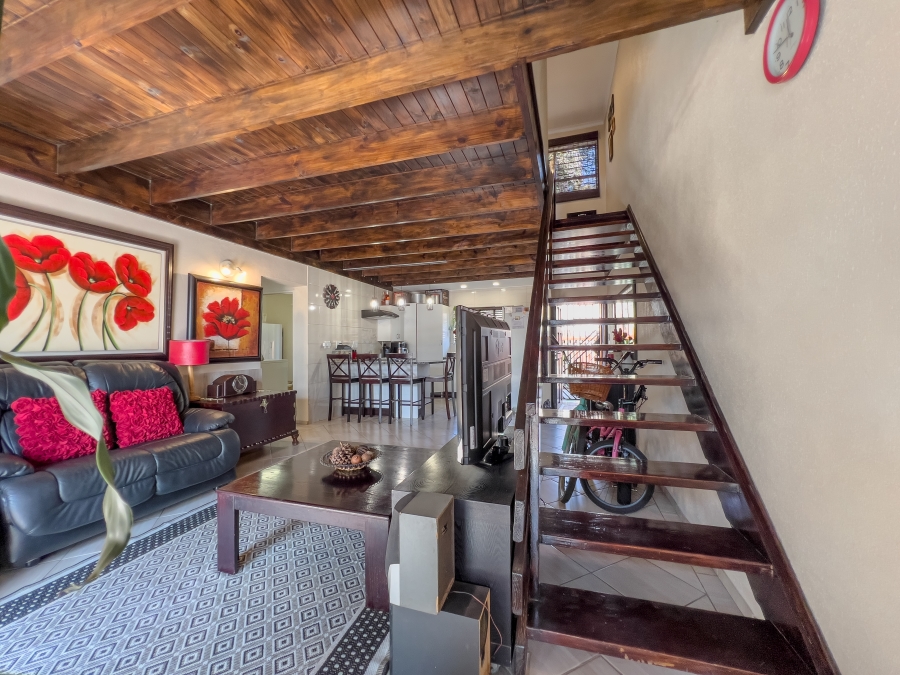 3 Bedroom Property for Sale in Glen Marais Gauteng