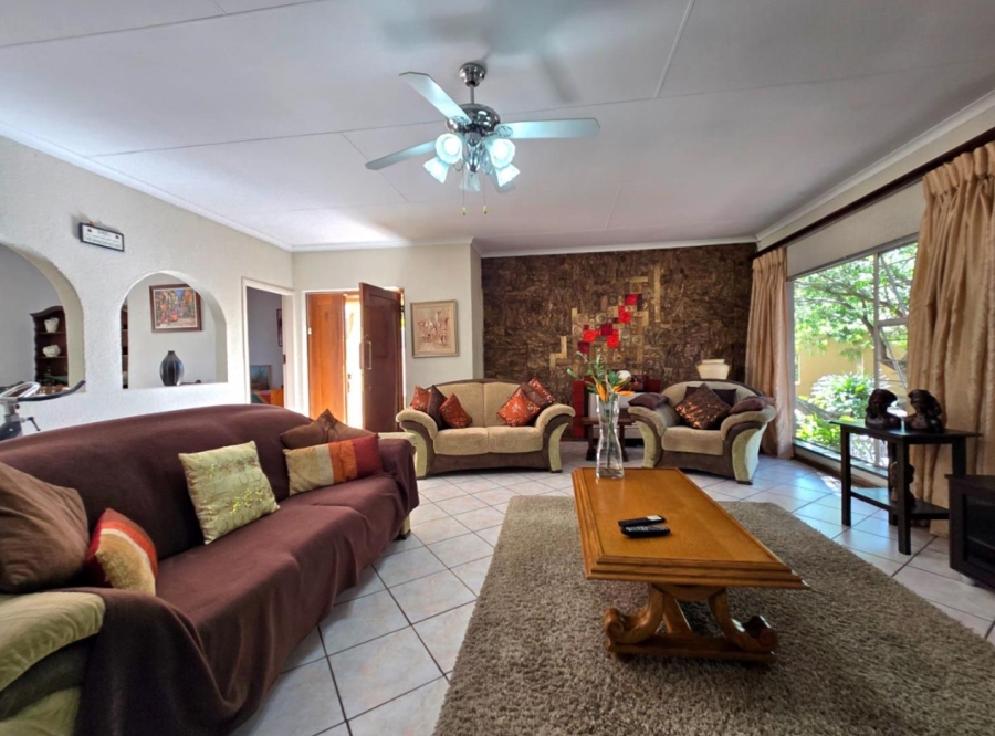 3 Bedroom Property for Sale in Brackenhurst Gauteng