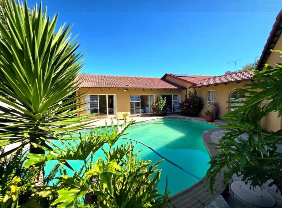 3 Bedroom Property for Sale in Brackenhurst Gauteng