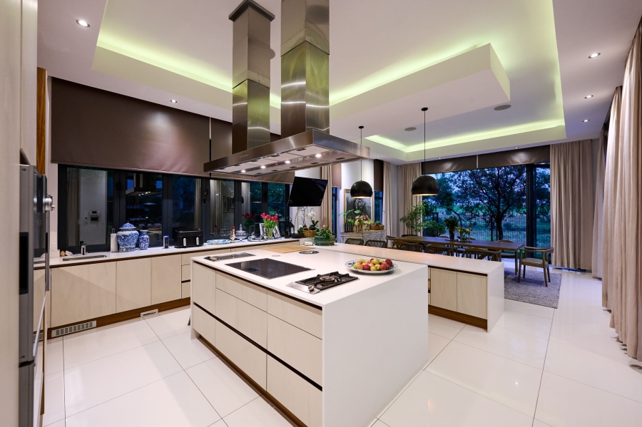 3 Bedroom Property for Sale in Waterfall Country Village Gauteng