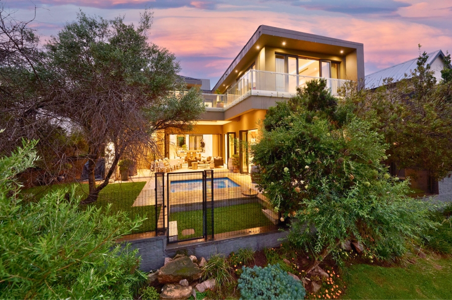 3 Bedroom Property for Sale in Waterfall Country Village Gauteng