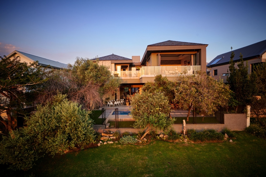 3 Bedroom Property for Sale in Waterfall Country Village Gauteng