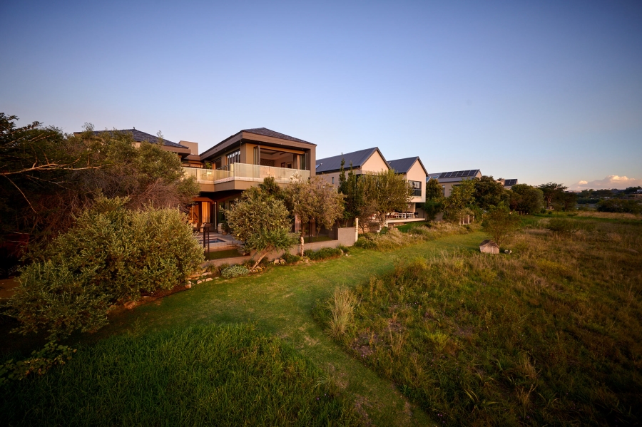 3 Bedroom Property for Sale in Waterfall Country Village Gauteng