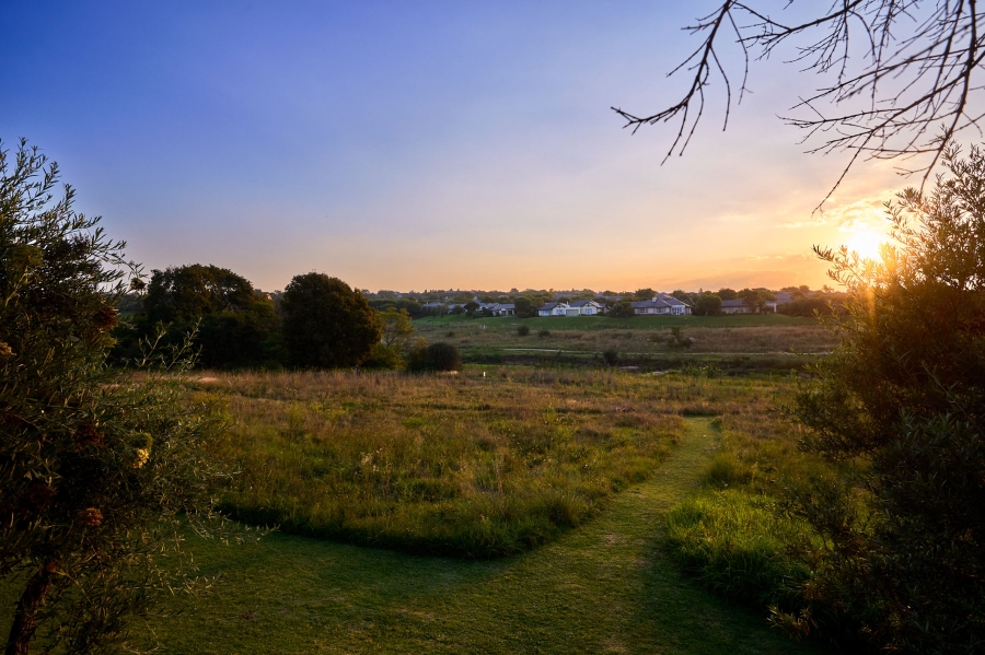 3 Bedroom Property for Sale in Waterfall Country Village Gauteng