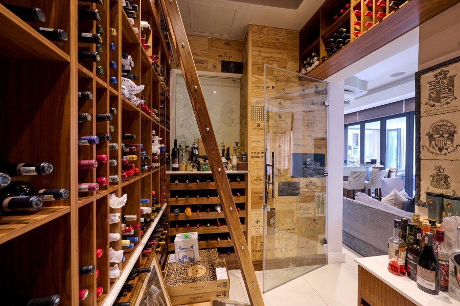 3 Bedroom Property for Sale in Waterfall Country Village Gauteng