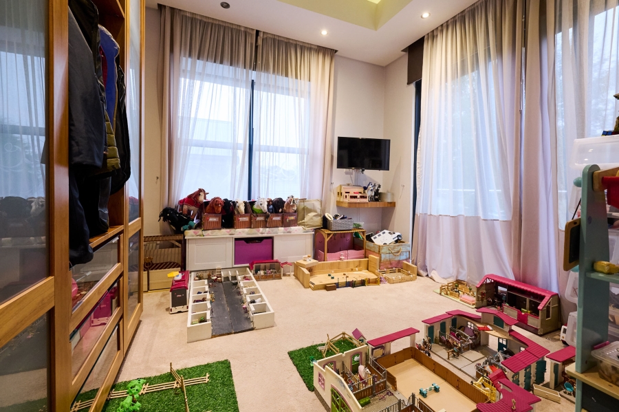 3 Bedroom Property for Sale in Waterfall Country Village Gauteng