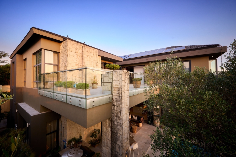 3 Bedroom Property for Sale in Waterfall Country Village Gauteng