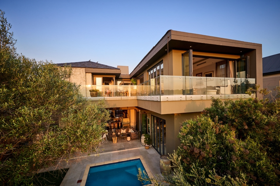 3 Bedroom Property for Sale in Waterfall Country Village Gauteng