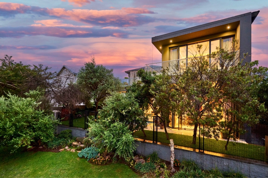 3 Bedroom Property for Sale in Waterfall Country Village Gauteng