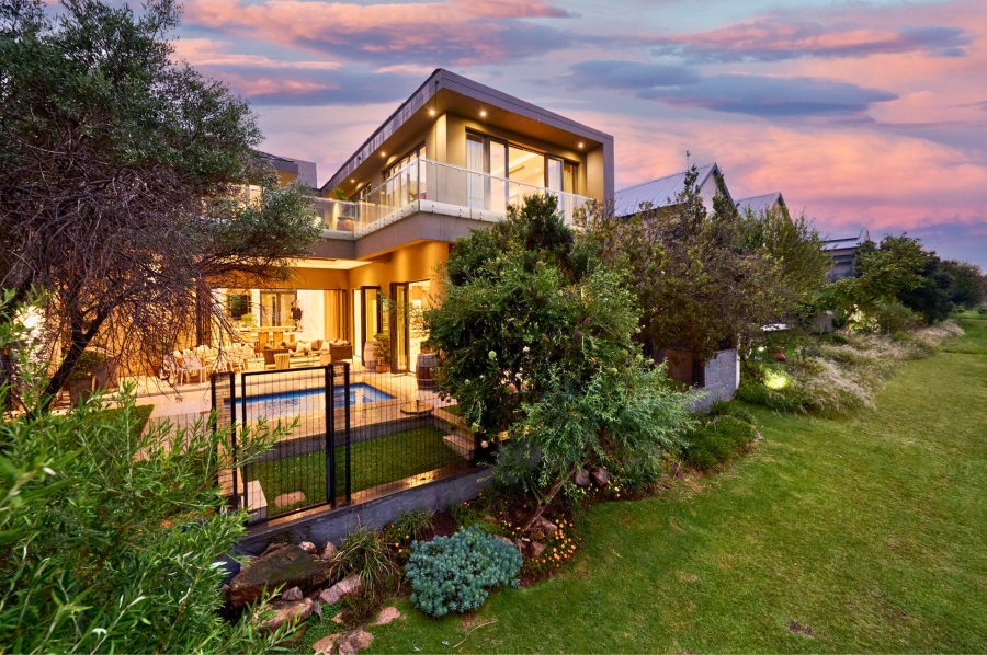 3 Bedroom Property for Sale in Waterfall Country Village Gauteng