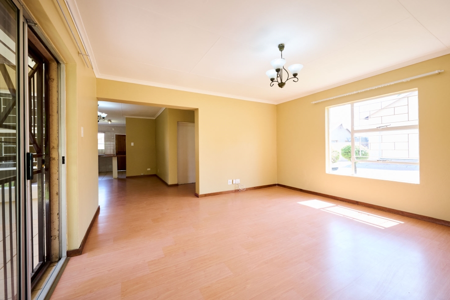 3 Bedroom Property for Sale in Halfway Gardens Gauteng